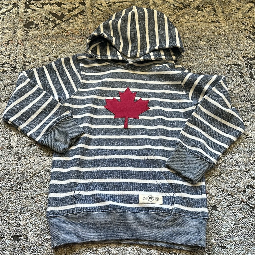 Like New Canada sweatshirt